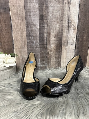 Black Shoes Heels Stiletto Bandolino, Size 7.5