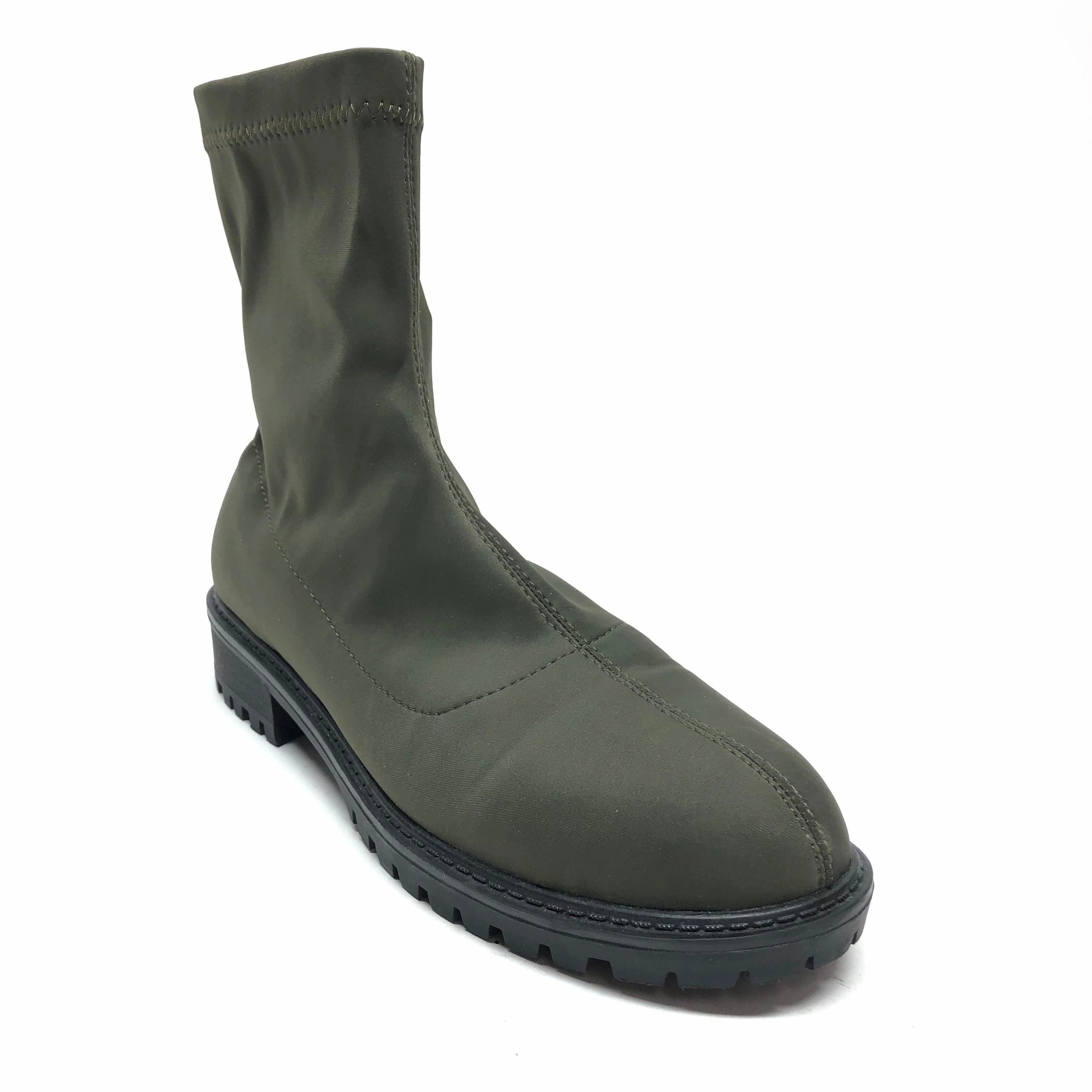 Boots Ankle Flats By Clothes Mentor In Green, Size: 7