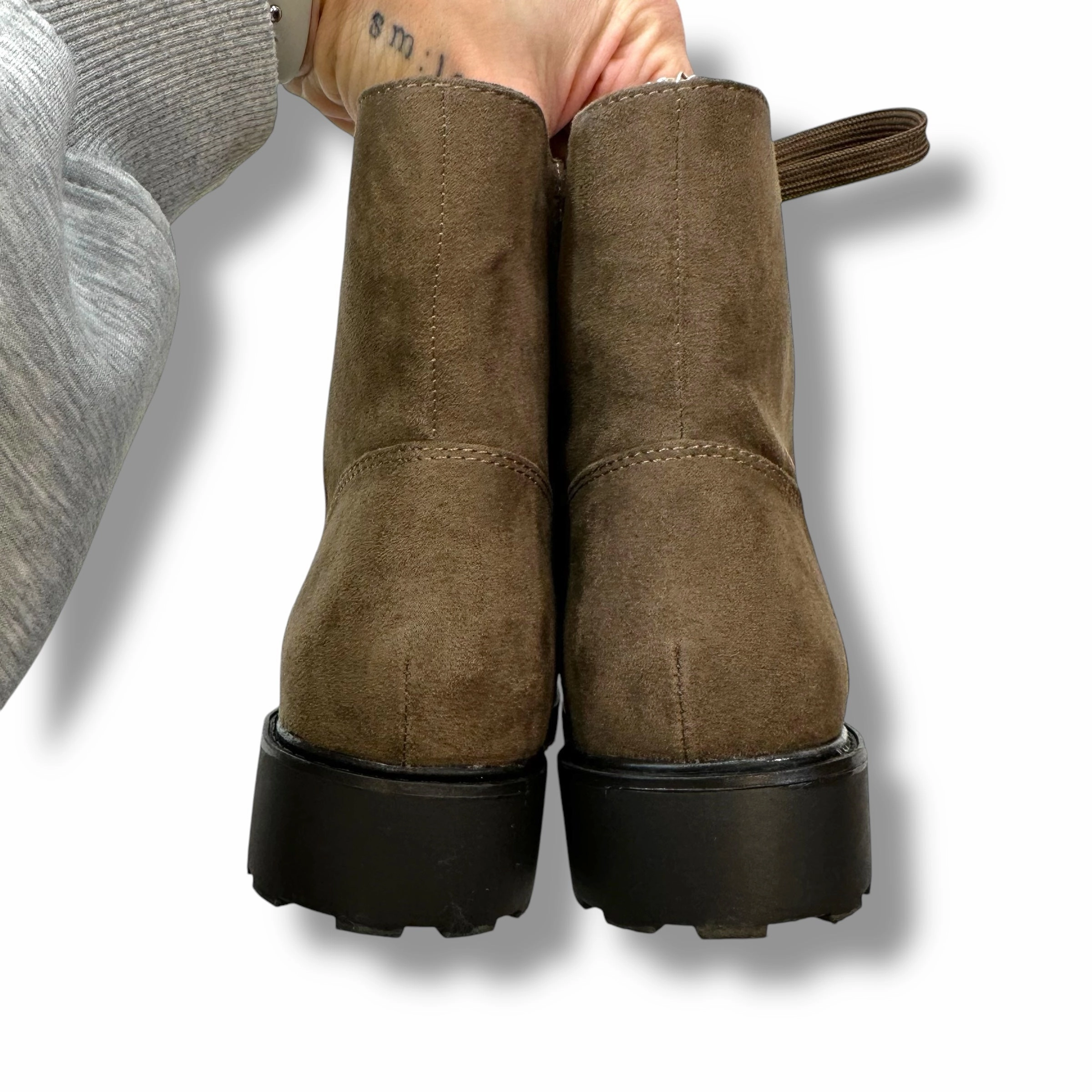 Boots Ankle Flats By Kelly And Katie In Brown, Size: 8