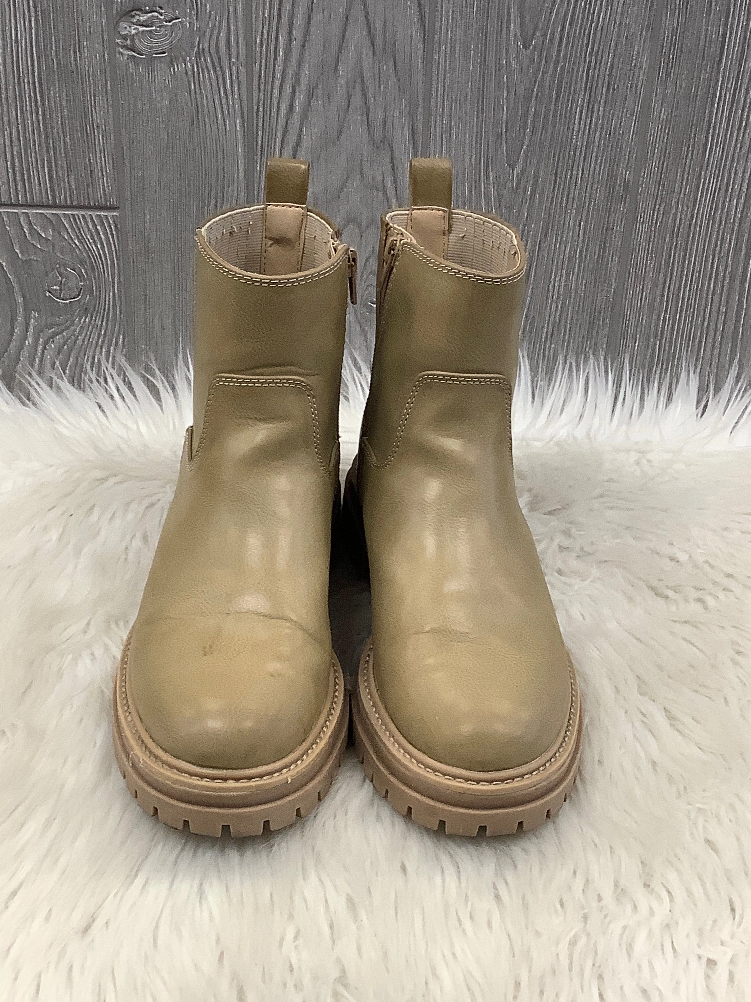 Boots Ankle Flats By Time And Tru In Green, Size: 8