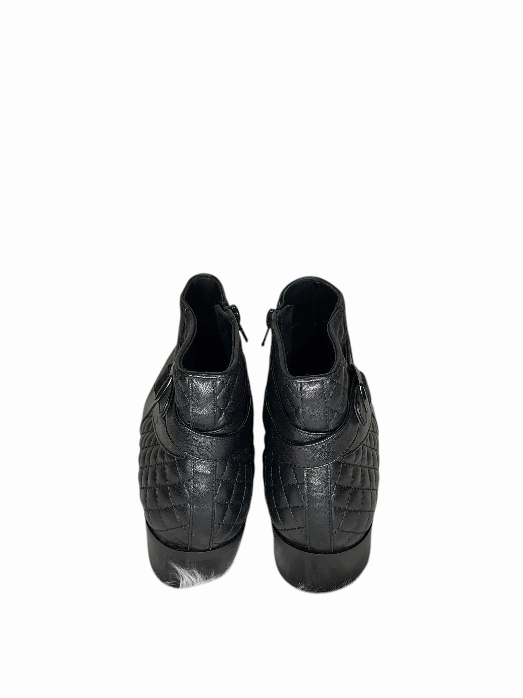 Boots Ankle Flats By Vaneli In Black, Size: 8