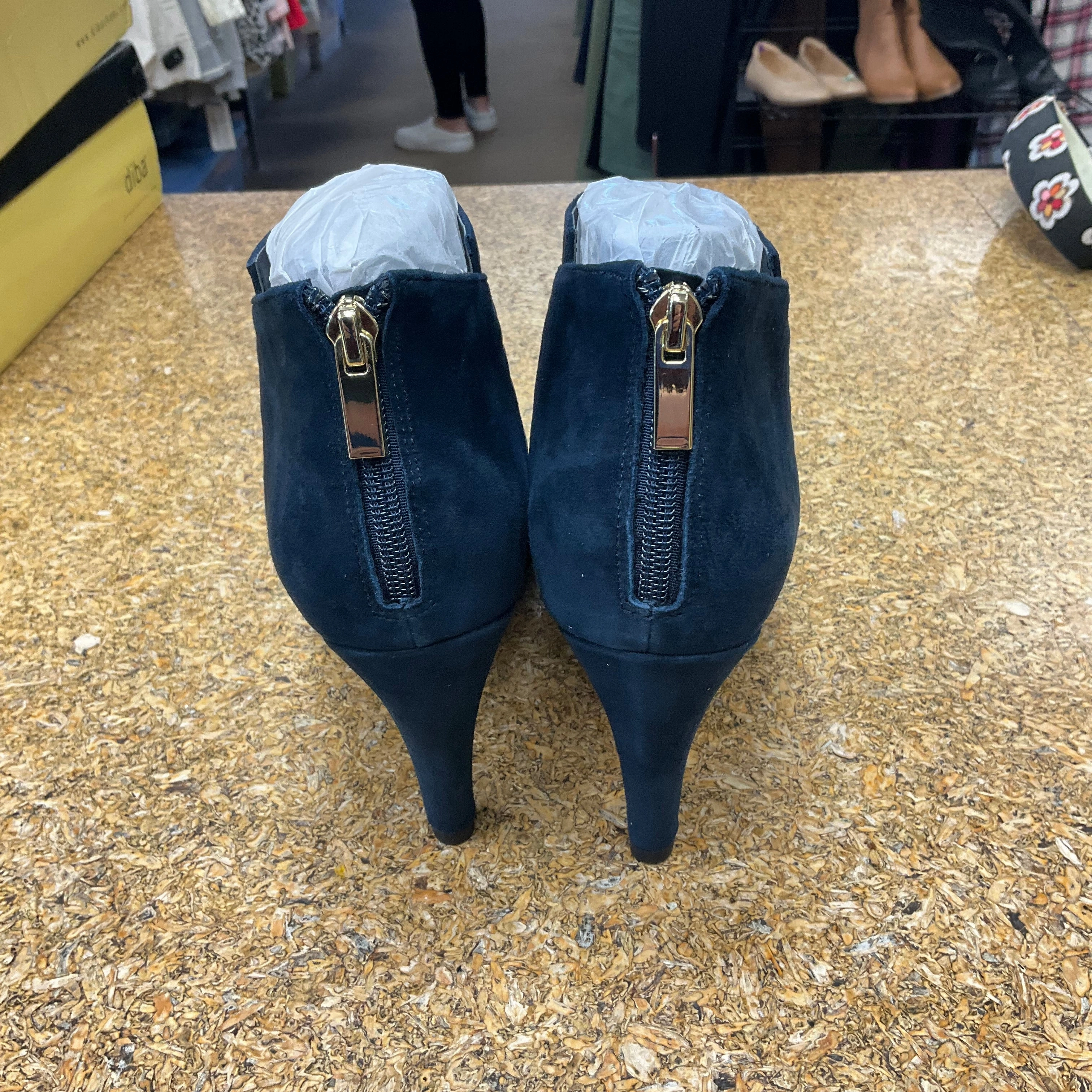 Boots Ankle Heels By Bella vita In Blue, Size: 9