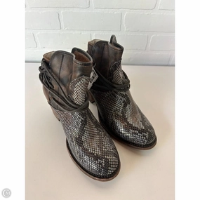 Boots Ankle Heels By Freebird In Brown, Size: 8