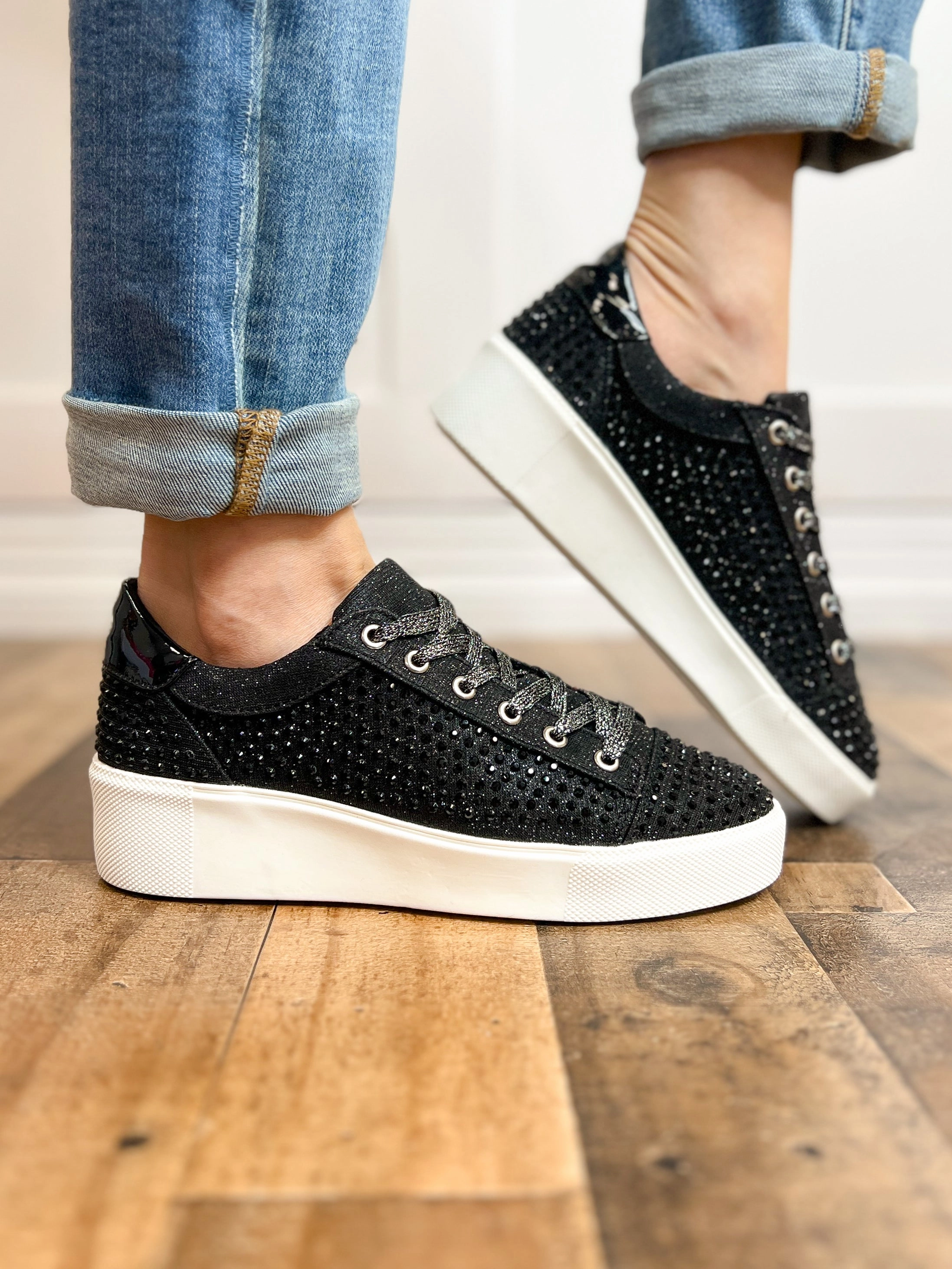 Diva Lace Up Tennis Shoes in Black