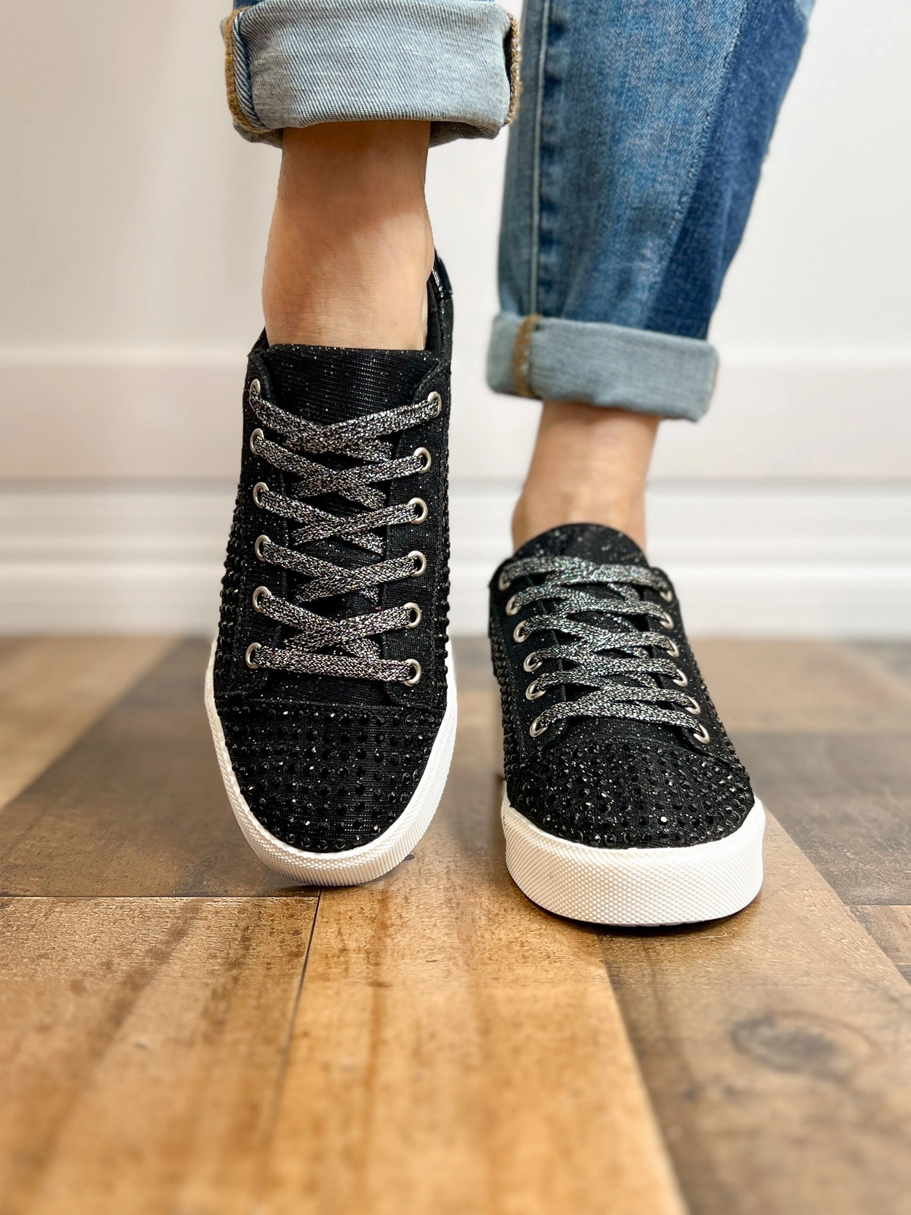 Diva Lace Up Tennis Shoes in Black