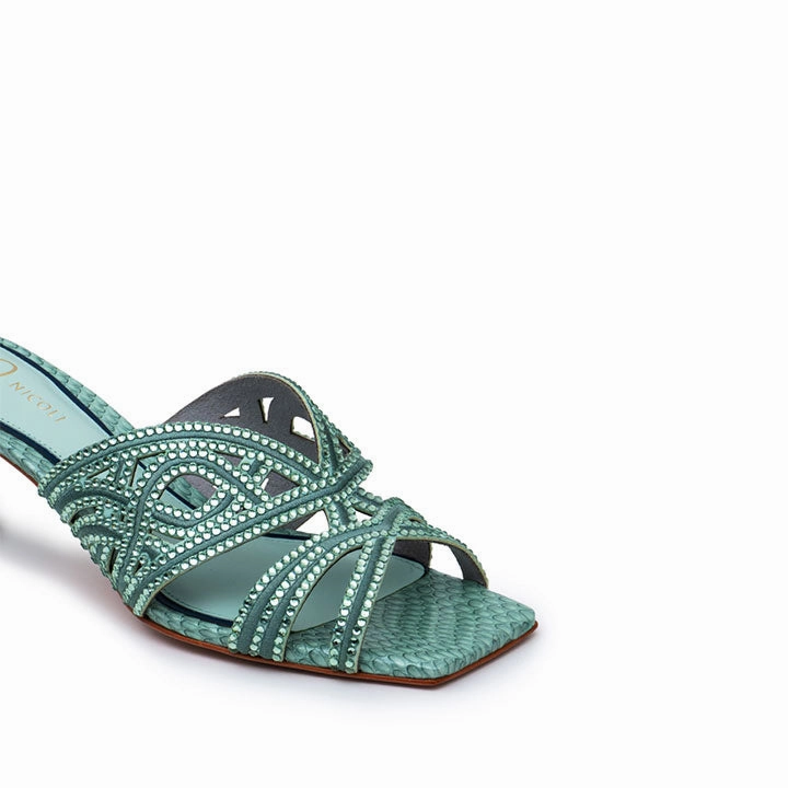 Fenisia 20 Years Exclusive