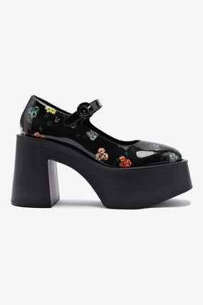 Larroudé x Libertine Olivia Pump In Antique Primrose