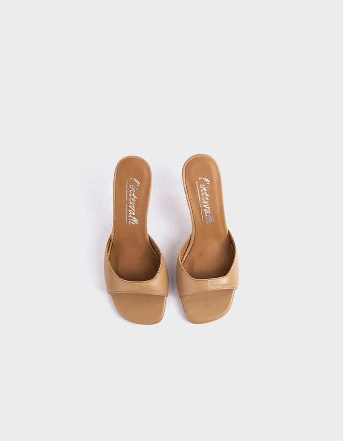 Norwood Camel Leather