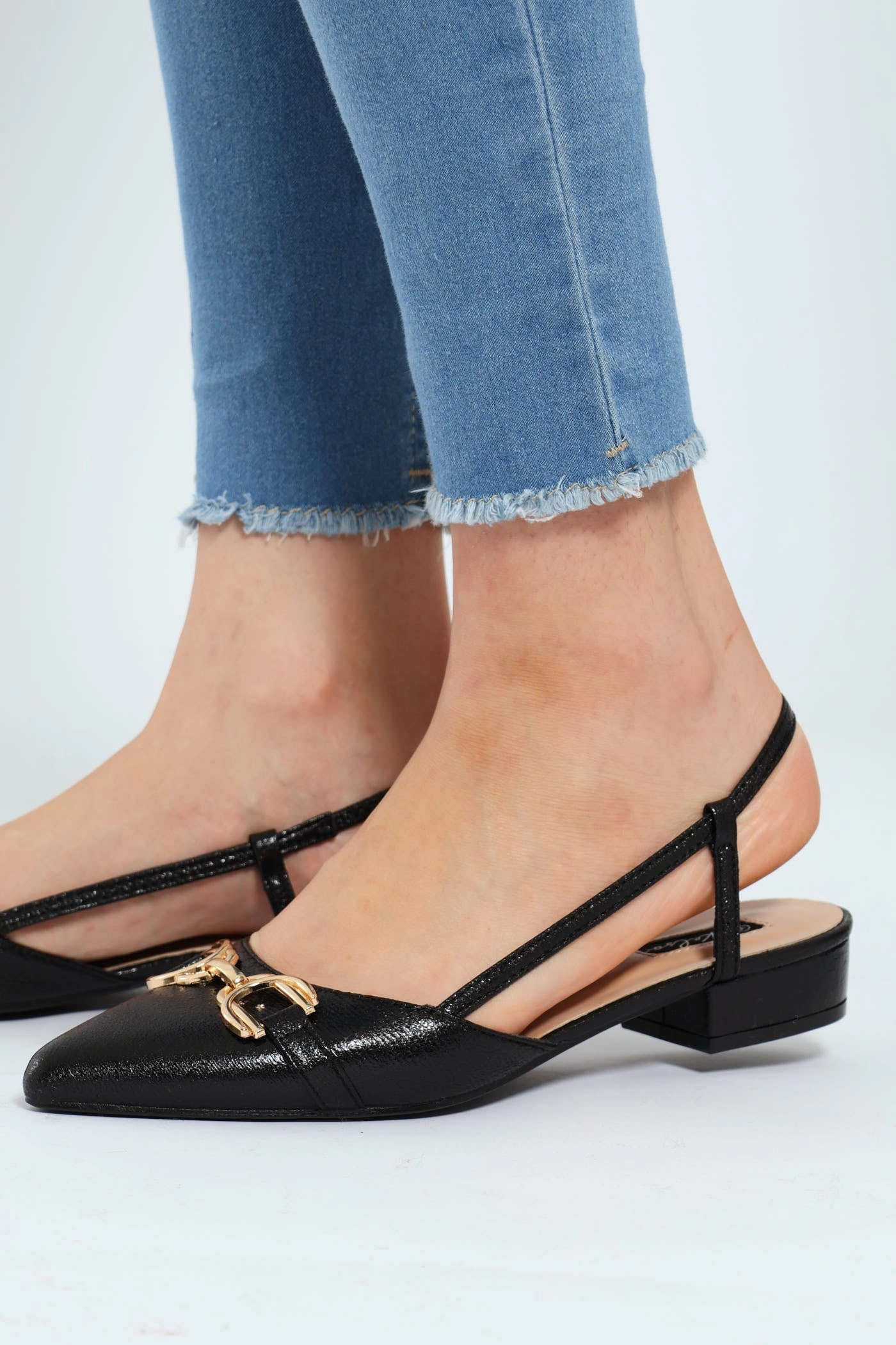 Pointy Slingback Low Block Heel With Trim - Black