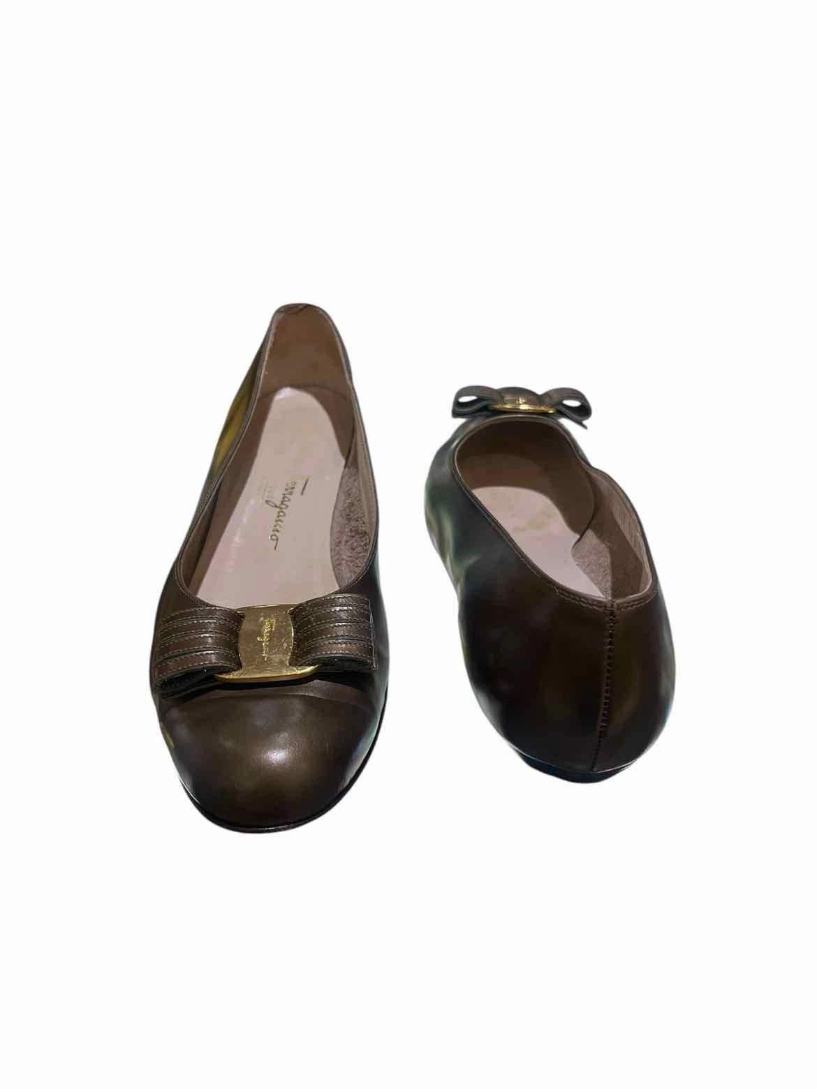 Salvatore Ferragamo Olive Green Size 8.5 Shoes