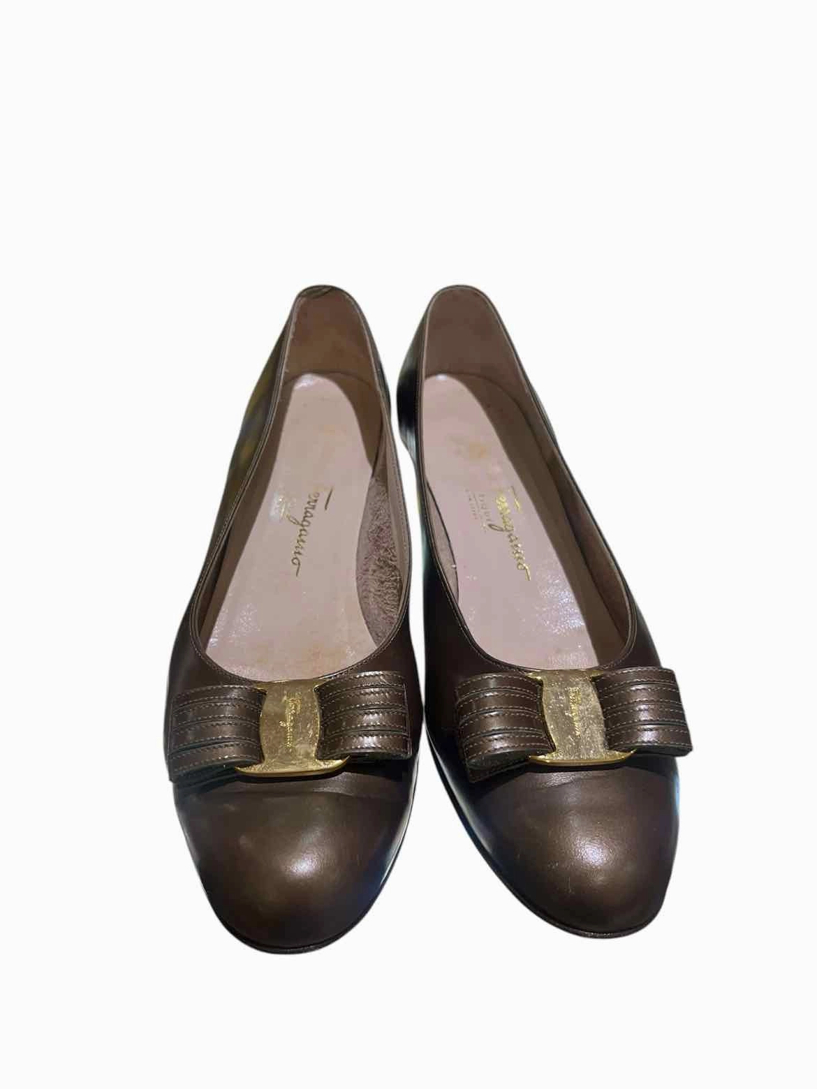 Salvatore Ferragamo Olive Green Size 8.5 Shoes