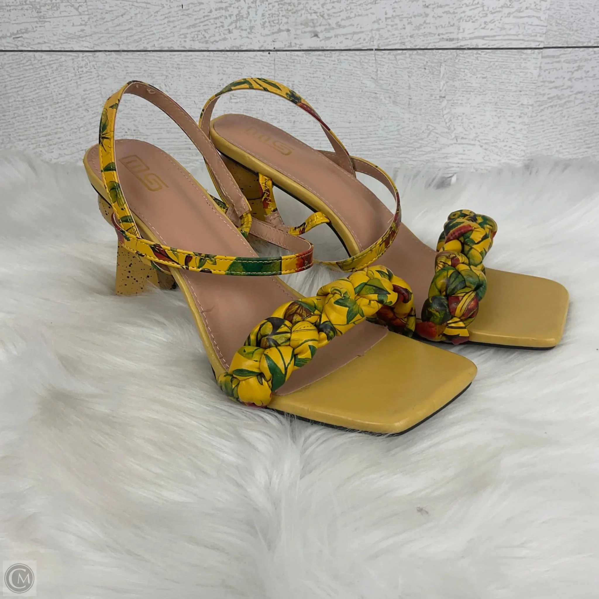 Shoes Heels Block By Clothes Mentor In Yellow, Size: 9
