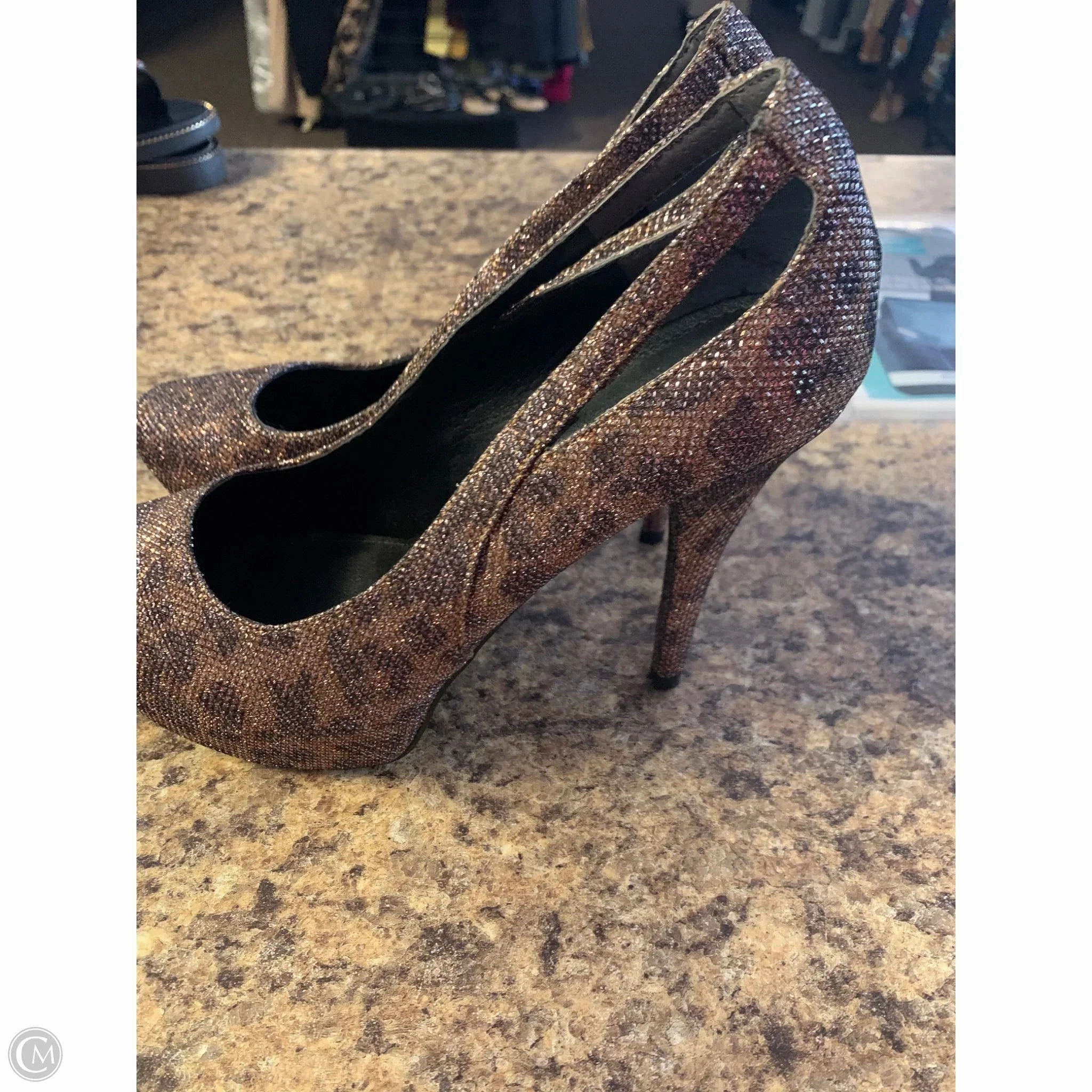 Shoes Heels Stiletto By Guess In Animal Print
