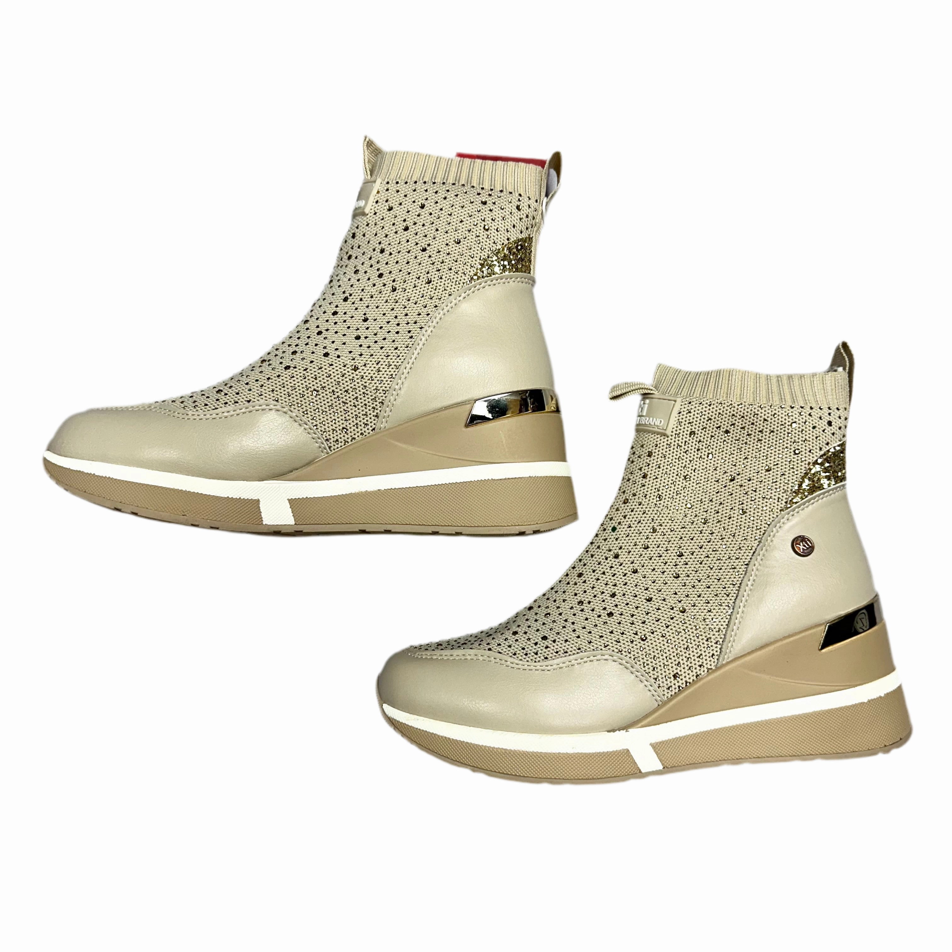 Shoes Sneakers Platform By Xti In Beige, Size: 6.5