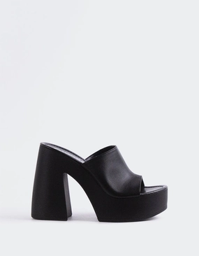Smyrni Black Leather