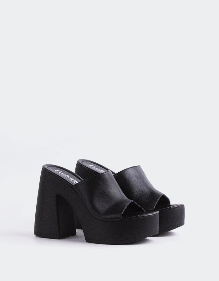 Smyrni Black Leather