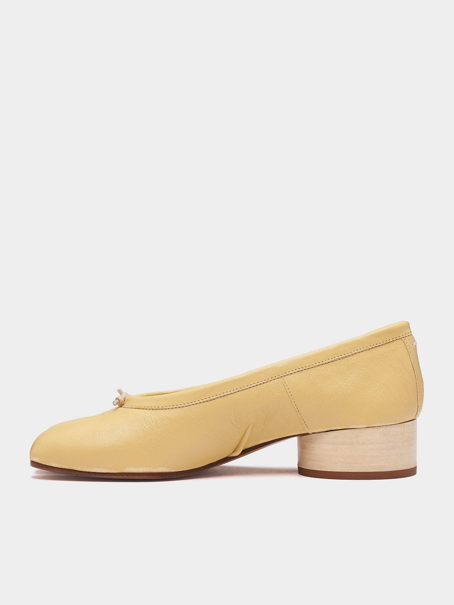 Tabi New Ballerina Shoes (S58WZ0128-P6378-BEIGE)