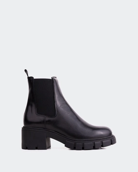 Vannes Black Leather