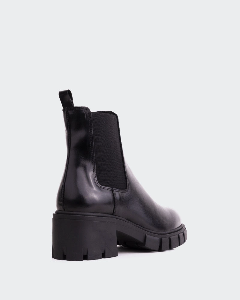 Vannes Black Leather
